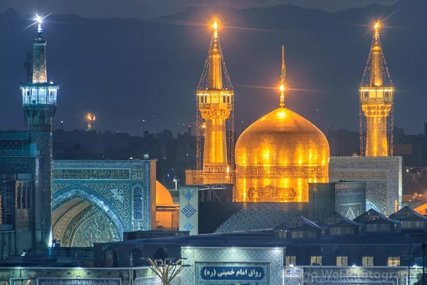 سفر به مشهد در آخرین روزهای تابستان